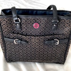 Tommy Hilfiger Tote